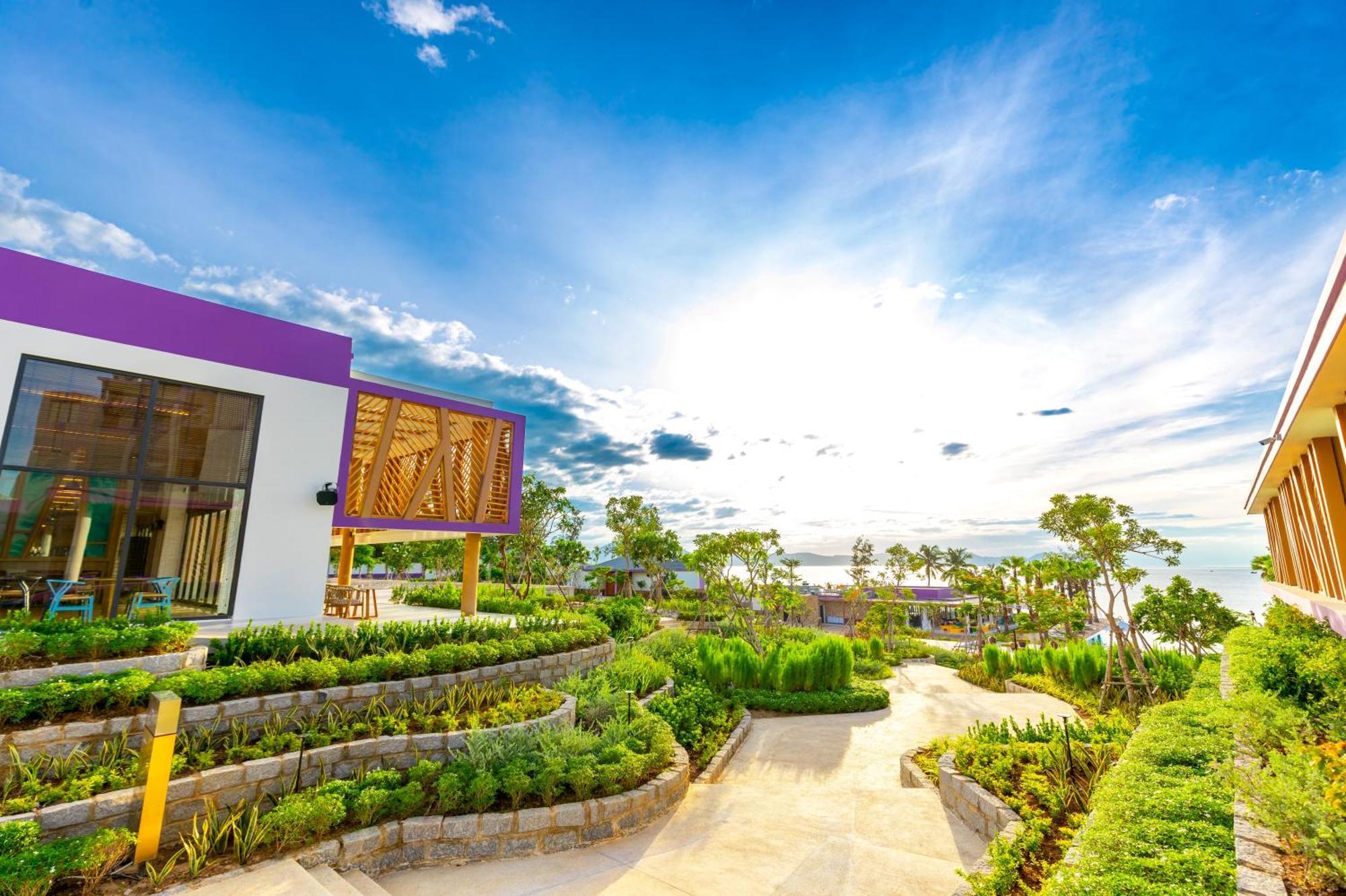 Ttc Van Phong Bay Resort - Himalaya Sauna & Steam Retreat Included Ninh Hoa Exterior photo